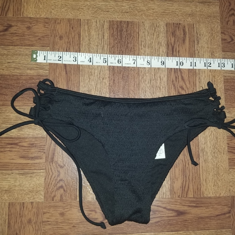 Bikini bottoms